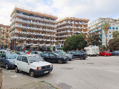 Foto Negozio in Via Pironti 1, Salerno Irno - Brignano di 50 m² in vendita