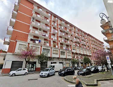 Foto Negozio in Via G. B. Amendola 75, Salerno Pastena - Pastena Alta