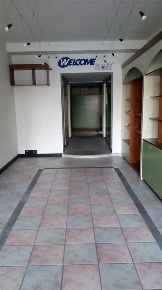 Foto Attività commerciale a Campi Bisenzio Centro di 120 m² in vendita