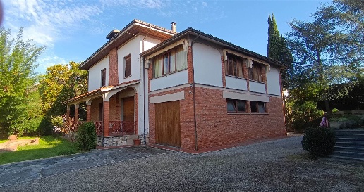 Foto Villa unifamiliare in Via Italia, Buggiano Borgo A Buggiano di 280 m²