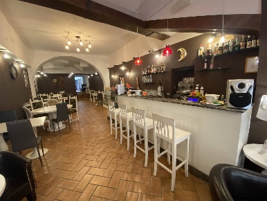 Foto Ristorante a Lastra a Signa di 142 m² con 3 locali in vendita