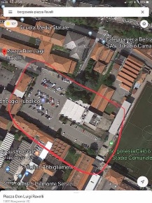 Foto Negozio a Borgosesia Centro di 1200 m² con 10 locali in vendita