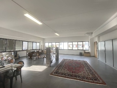 Foto Ufficio a Piacenza San Lazzaro di 225 m² con 2 locali in affitto
