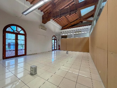 Foto Ufficio in Viale Giuseppe Mazzini 11, Siena Stazione di 115 m²