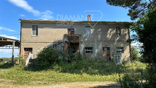 Foto Cessione attività a Castiglione del Lago Contrada Prati di 840 m²