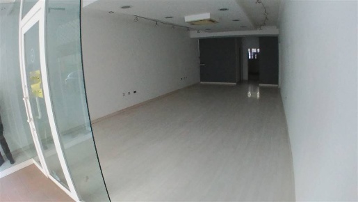 Foto Negozio a Cesena Centro Storico di 100 m² in affitto