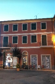 Foto Negozio a Cabella Ligure Centro di 55 m² con 3 locali in vendita