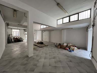 Foto Locale commerciale a Figline e Incisa Valdarno Matassino di 135 m²