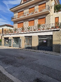 Foto Negozio in Via Alfieri, Ceprano Centro di 52 m² in affitto