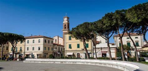 Foto Negozio a Cecina Cecina Centro di 79 m² con 1 locali in vendita