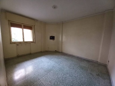 Foto Ufficio in Via Imbroda, Nola di 75 m² con 4 locali in affitto