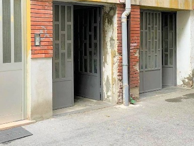 Foto Magazzino a Ventimiglia Centro Città di 64 m² in vendita