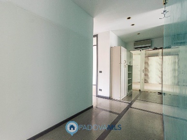 Foto Ufficio a Padova Stazione di 167 m² con 6 locali in vendita