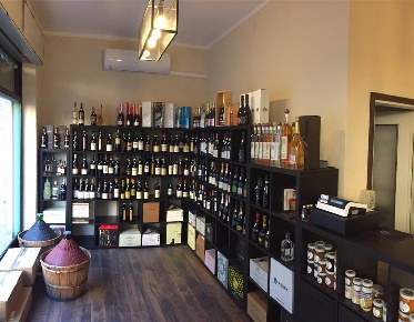 Foto Attività commerciale a Castelnuovo Scrivia Centro di 30 m² in vendita