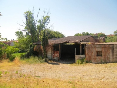 Foto Magazzino a Montepulciano di 275 m² con 2 locali in vendita