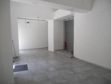 Foto Negozio in Corso Vittorio Emanuele 97, Caltanissetta Centro di 90 m²