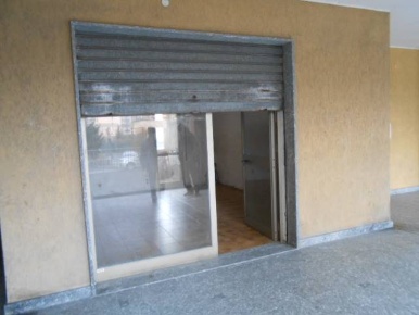Foto Magazzino a Cairo Montenotte di 29 m² con 1 locali in vendita