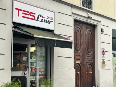 Foto Attività commerciale in Via della Moscova 51, Milano Moscova di 55 m²