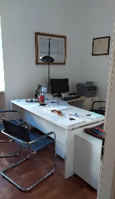 Foto Ufficio a Ancona Adriatico di 130 m² con 7 locali in vendita