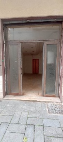Foto Negozio in Via Mauri 29, Salerno Pastena - Pastena Alta di 30 m²