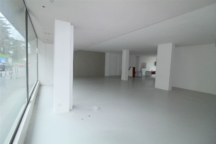 Foto Attività commerciale a Siena Petriccio - Acquacalda di 770 m²