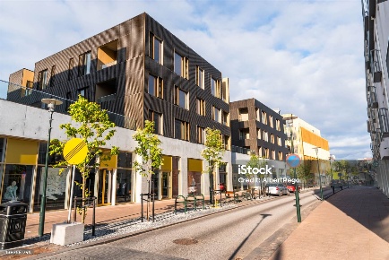 Foto Attività commerciale in Via Ciliani  4, Prato Sacrocuore di 400 m²