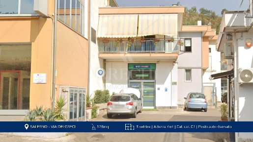 Foto Negozio a Salerno Fratte - Matierno di 176 m² in vendita