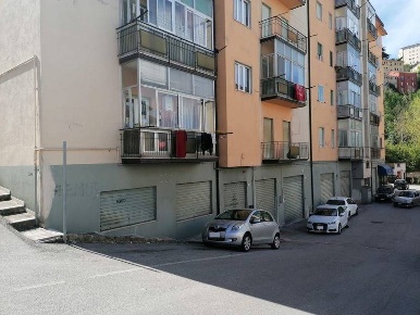 Foto Locale commerciale in Via Mantova  57, Potenza Centro di 109 m²