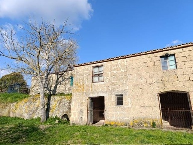 Foto Cessione attività a Pitigliano Centro di 280 m² con 9 locali