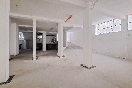 Foto Magazzino in Via Sassari 1, Catania Province - Veneto di 325 m²