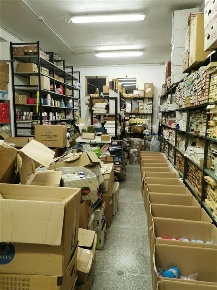 Foto Magazzino a Livorno Shangai di 470 m² con 5 locali in vendita