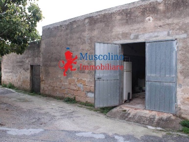 Foto Magazzino a Mazara del Vallo Centro di 90 m² in vendita