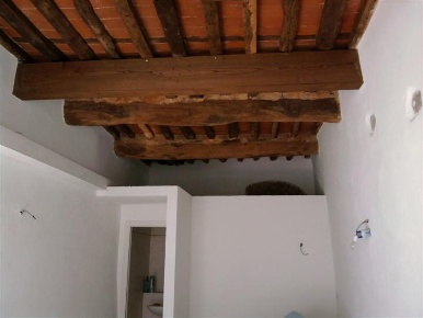Foto Negozio a Pietrasanta di 30 m² con 1 locali in vendita