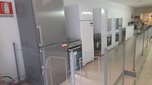Foto Attività commerciale a Riposto Centro di 100 m² con 3 locali