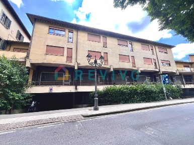 Foto Ufficio a Prato Centro Storico - San Francesco di 1235 m² in affitto