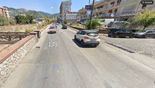 Foto Negozio in Via Nazionale  669, Nocera Superiore Centro di 430 m²