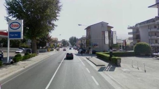 Foto Negozio a Mercogliano di 1200 m² in affitto