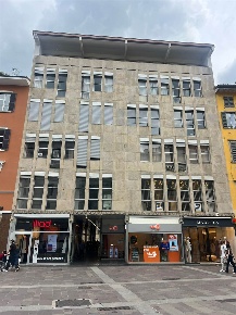 Foto Ufficio a Bergamo Centro di 100 m² con 3 locali in affitto