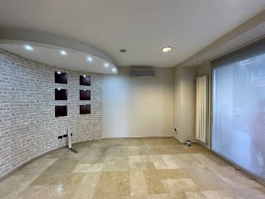 Foto Attività commerciale a Benevento Mulini, Porta Rufina di 108 m²