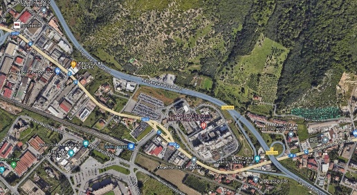Foto Negozio a Salerno Zona Industriale - San Leonardo di 1100 m²