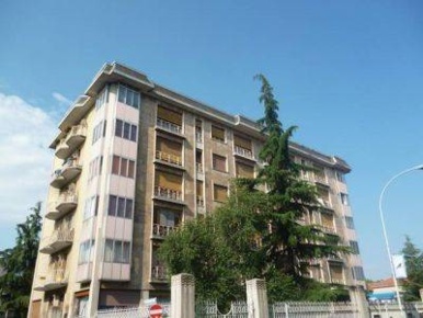 Foto Ufficio a Legnano di 77 m² con 2 locali in vendita