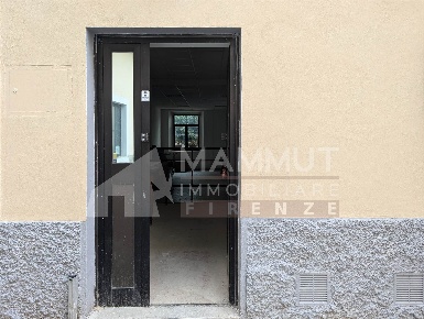 Foto Magazzino a Firenze Porta al Prato - San Jacopino di 100 m² in affitto