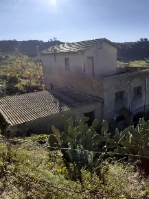Foto Cessione attività in C.DA COMUNELLO, San Cataldo di 150 m² in vendita