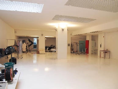 Foto Laboratorio a Bergamo di 380 m² con 3 locali in vendita