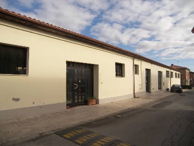 Foto Laboratorio a Torrita di Siena Centro di 750 m² in vendita