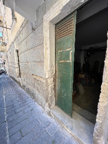 Foto Laboratorio a Salerno Centro Storico - Teatro Verdi di 83 m²