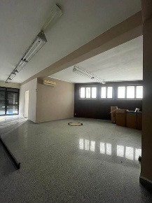 Foto Negozio in viale della libertà 36/A, Reggio di Calabria di 197 m²