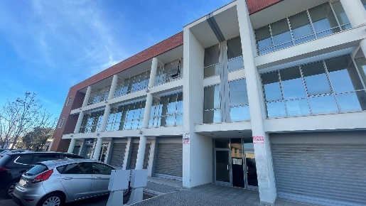 Foto Laboratorio in Via Stefano de Stefano 23, Foggia di 61 m² con 2 locali