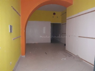 Foto Locale commerciale in VIA MANZONI, Foggia Centro Storico di 75 m²