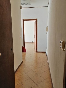Foto Ufficio in via briuccia 84, Palermo Resuttana di 67 m² con 2 locali